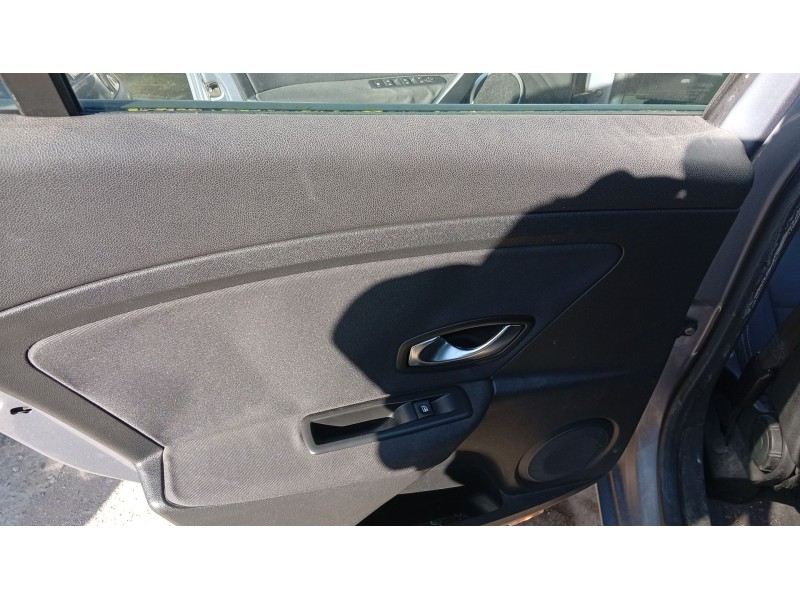 renault megane iii hatchback (bz0/1_, b3_) del año 2009