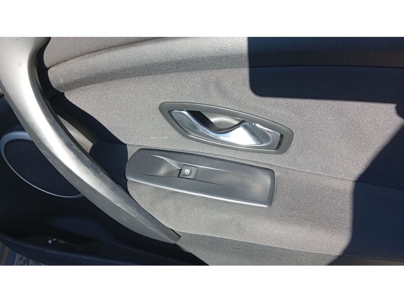 renault megane iii hatchback (bz0/1_, b3_) del año 2009