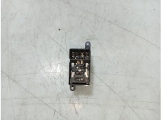 Recambio de mando elevalunas trasero derecho para kia carnival ii (gq) 2.9 crdi referencia OEM IAM    2