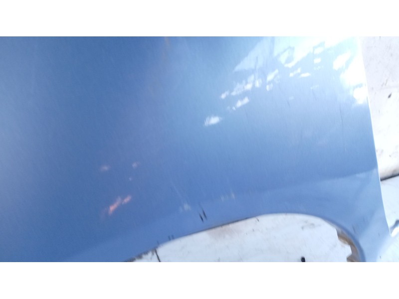 Recambio de aleta delantera izquierda para nissan micra iii (k12) 1.2 16v referencia OEM IAM 63101AX630  