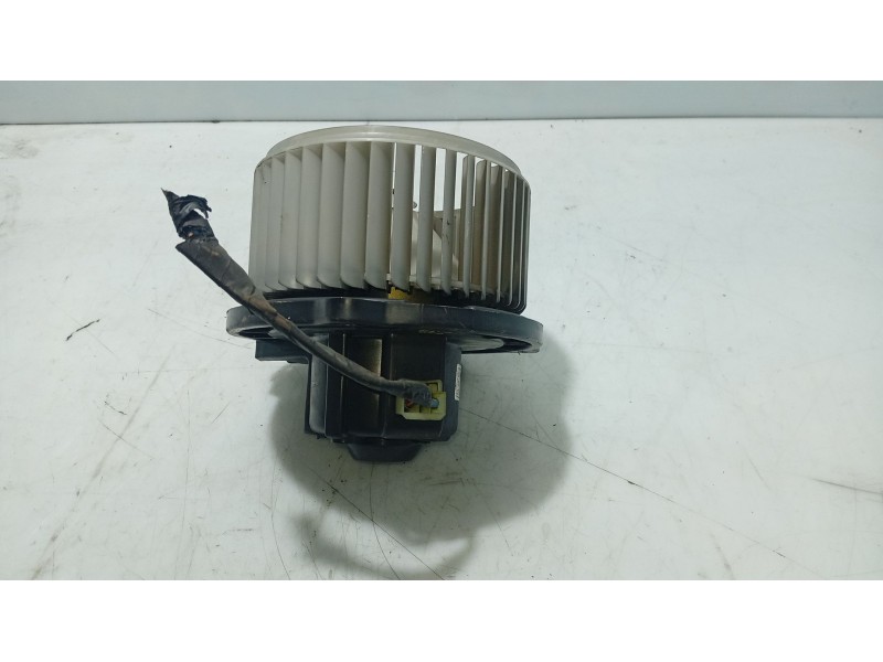 Recambio de ventilador calefaccion para kia carnival ii (gq) 2.9 crdi referencia OEM IAM 0K55261C07  