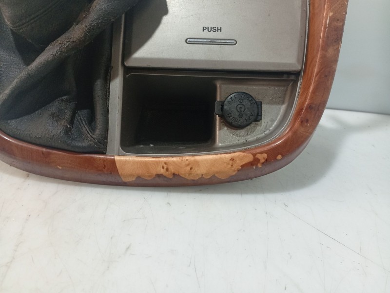 Recambio de moldura para kia carnival ii (gq) 2.9 crdi referencia OEM IAM   