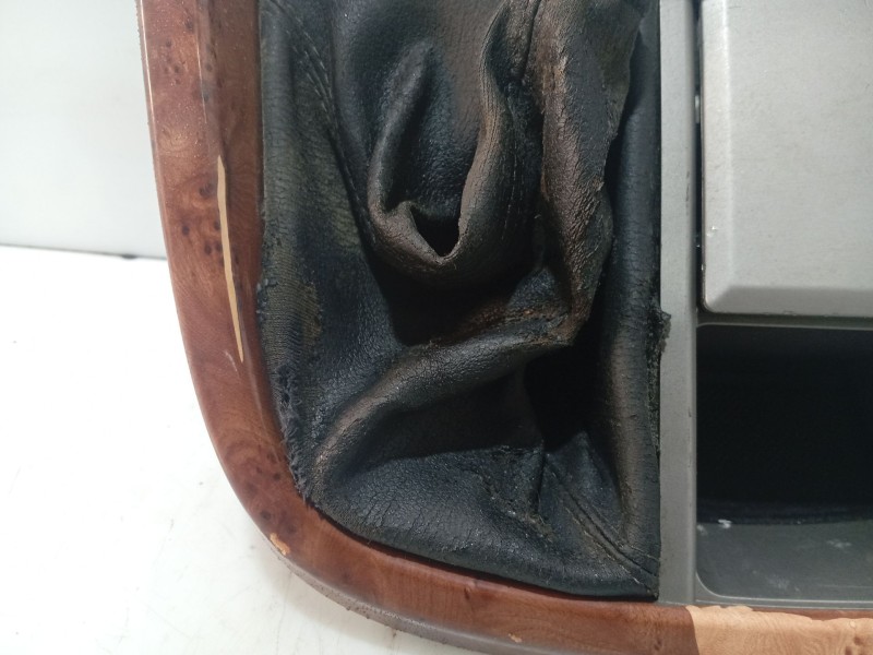 Recambio de moldura para kia carnival ii (gq) 2.9 crdi referencia OEM IAM   