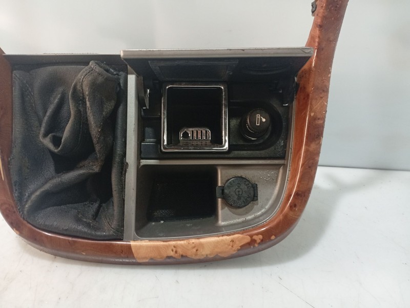 Recambio de moldura para kia carnival ii (gq) 2.9 crdi referencia OEM IAM   