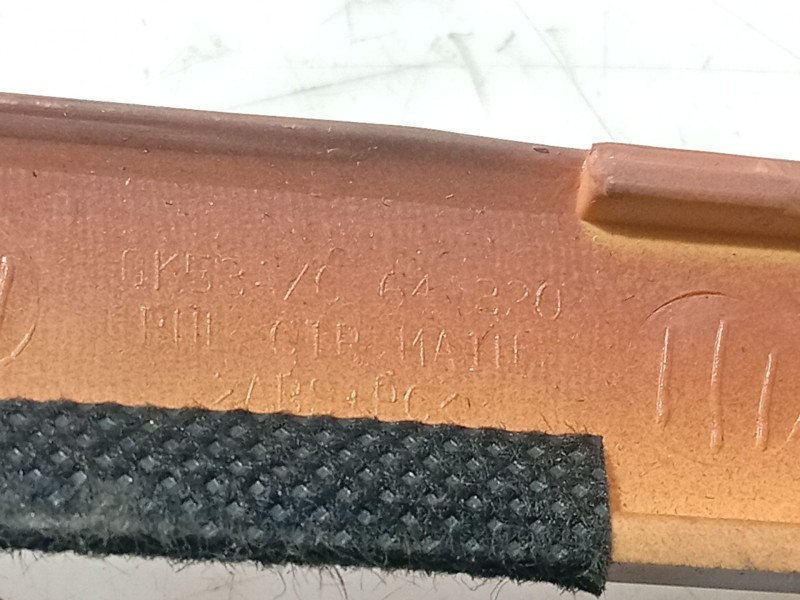 Recambio de moldura para kia carnival ii (gq) 2.9 crdi referencia OEM IAM   