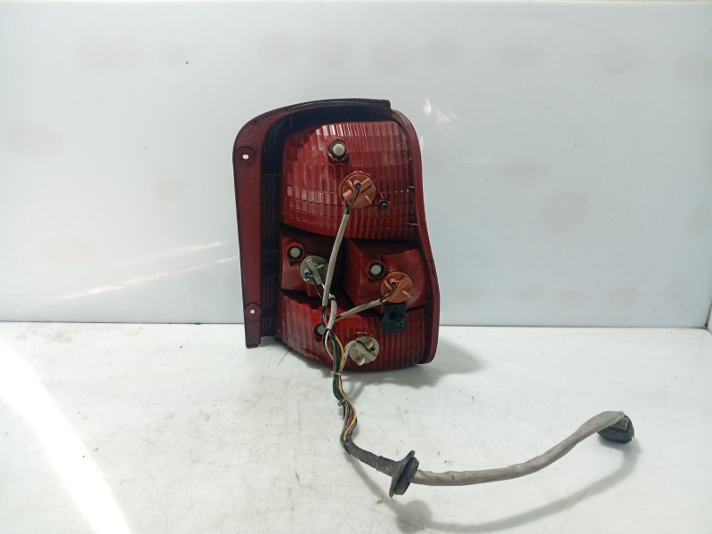 Recambio de piloto trasero izquierdo para kia carnival ii (gq) 2.9 crdi referencia OEM IAM 0K55A51160A  