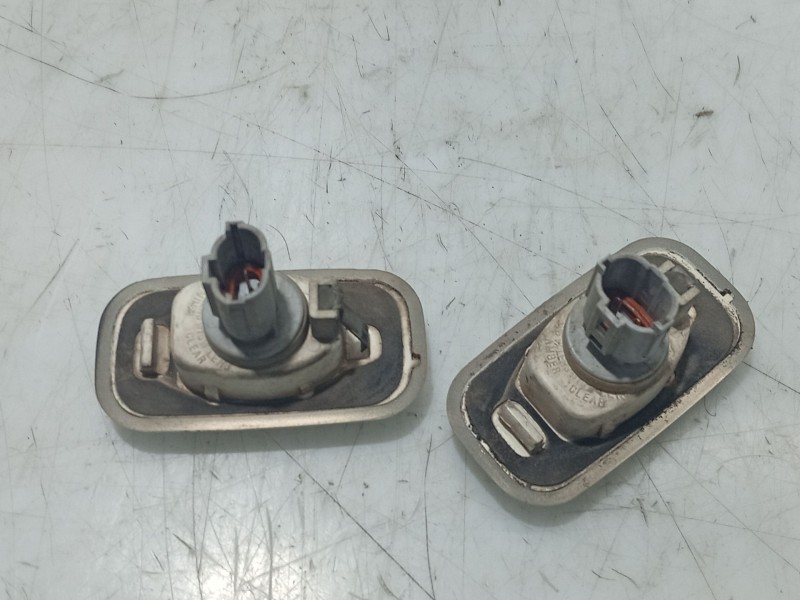 Recambio de piloto delantero izquierdo para kia carnival ii (gq) 2.9 crdi referencia OEM IAM   