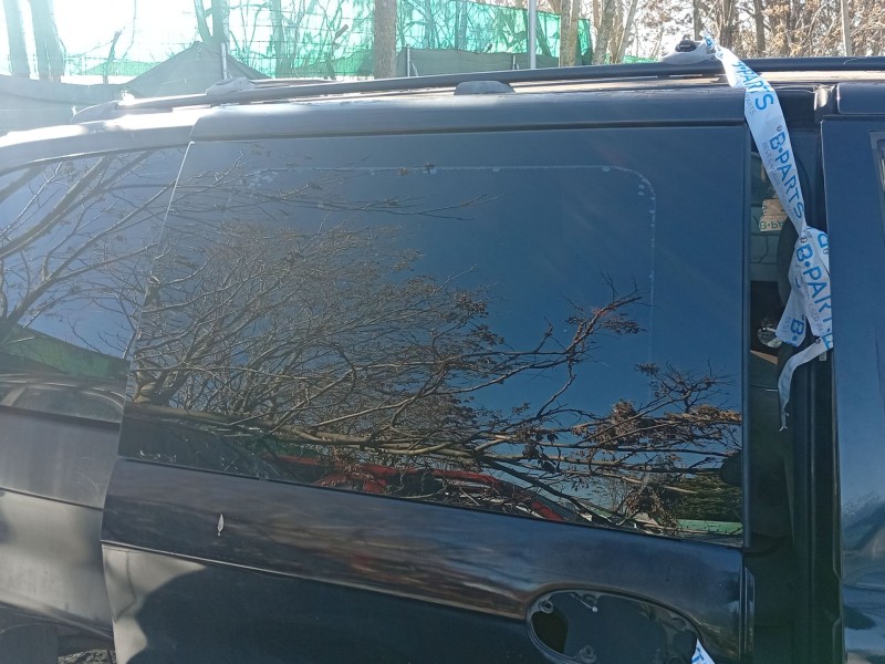 Recambio de luna custodia trasera derecha para kia carnival ii (gq) 2.9 crdi referencia OEM IAM 0K55362511B  