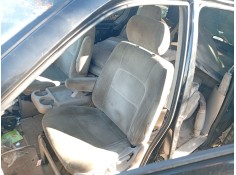 Recambio de asiento delantero izquierdo para kia carnival ii (gq) 2.9 crdi referencia OEM IAM   