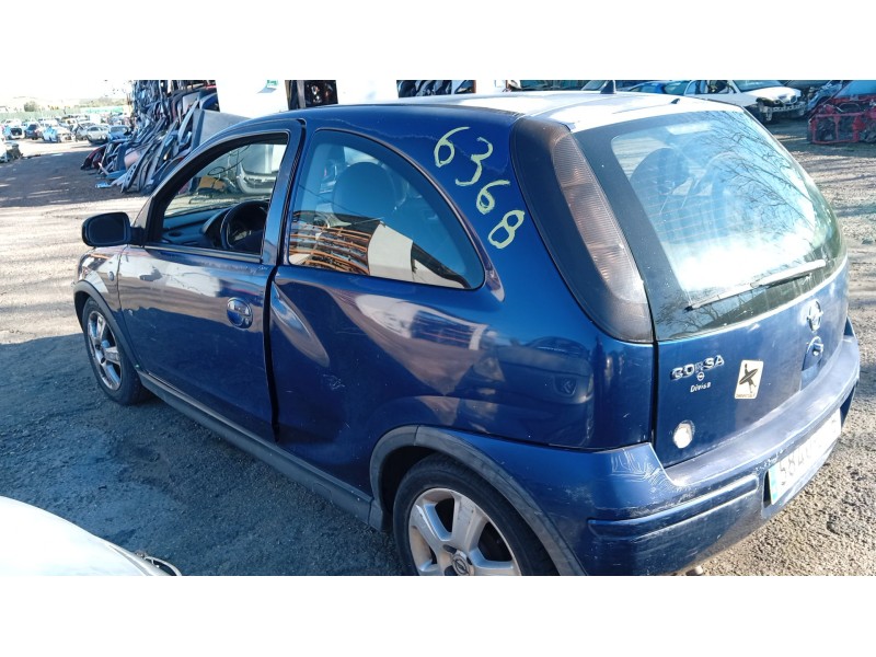 opel corsa c (x01) del año 2004