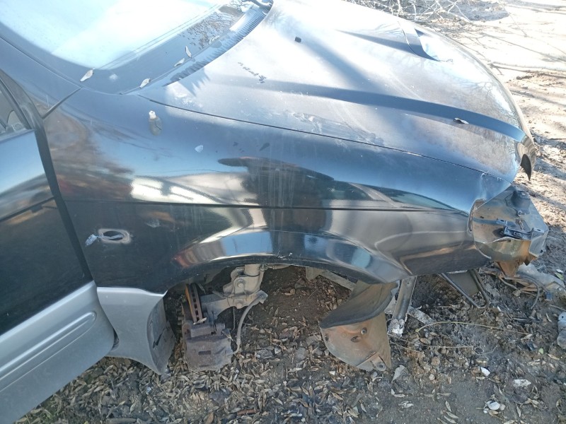 Recambio de aleta delantera derecha para kia carnival ii (gq) 2.9 crdi referencia OEM IAM 0K57A52111  