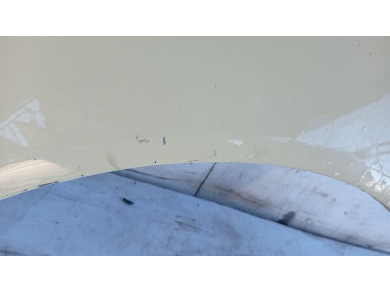 Recambio de aleta delantera izquierda para nissan micra iii (k12) 1.4 16v referencia OEM IAM 63101AX630  