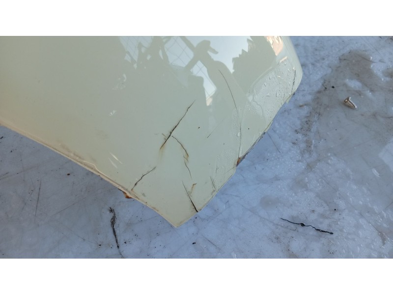 Recambio de aleta delantera derecha para nissan micra iii (k12) 1.4 16v referencia OEM IAM 63100AX630  