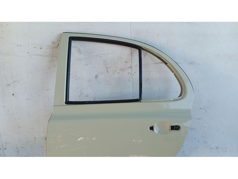 Recambio de puerta trasera izquierda para nissan micra iii (k12) 1.4 16v referencia OEM IAM 82153AX130  