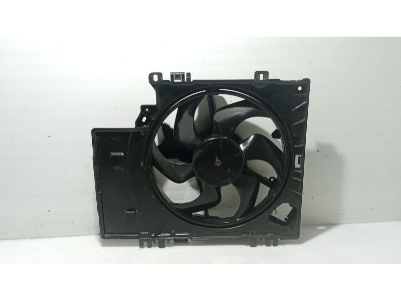 Recambio de electroventilador para nissan micra iii (k12) 1.4 16v referencia OEM IAM 21481AX600  