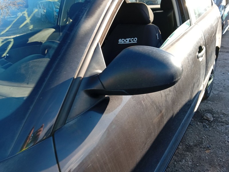 seat ibiza iii (6l1) del año 2003