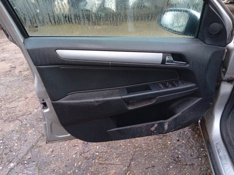 opel astra h (a04) del año 2007