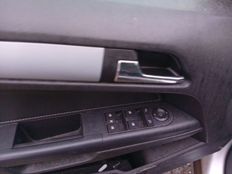 opel astra h (a04) del año 2007