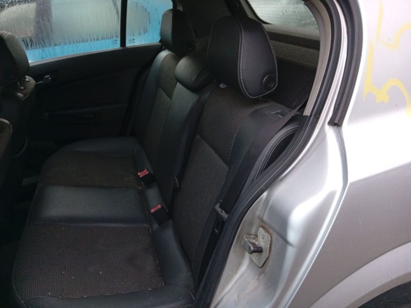 opel astra h (a04) del año 2007