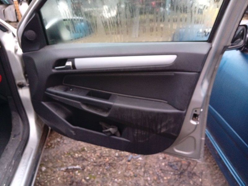 opel astra h (a04) del año 2007