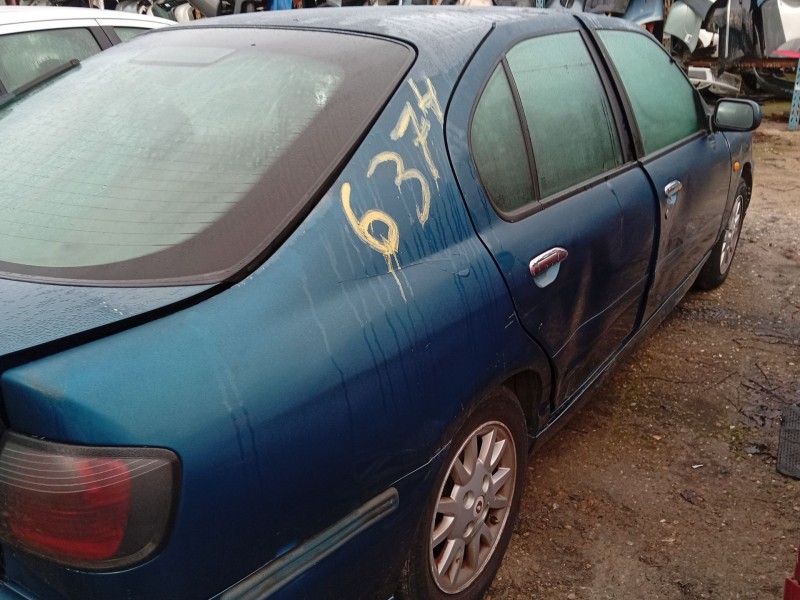 nissan primera hatchback (p11) del año 2002