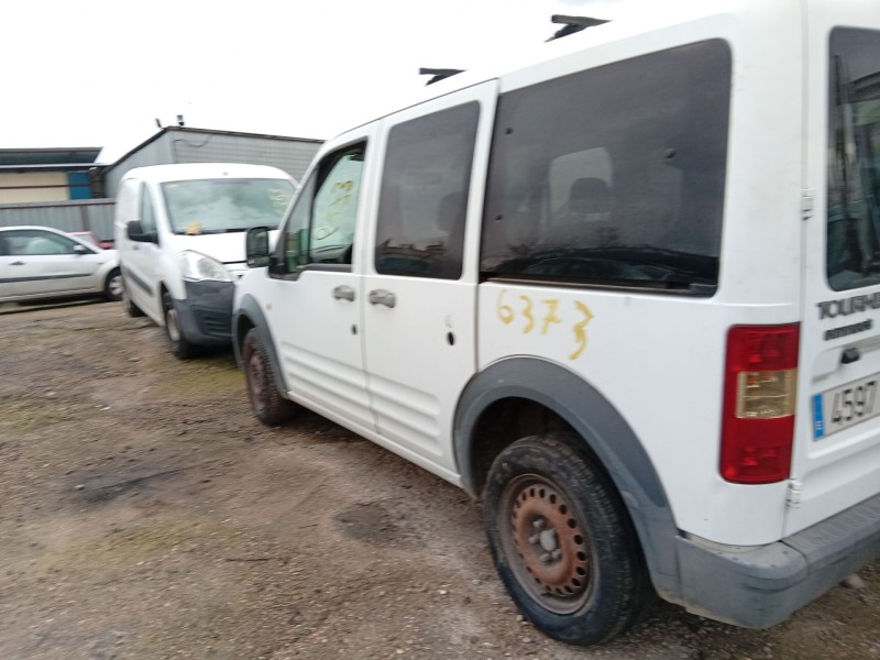 ford tourneo connect del año 2005