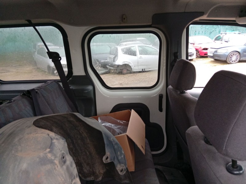 ford tourneo connect del año 2005