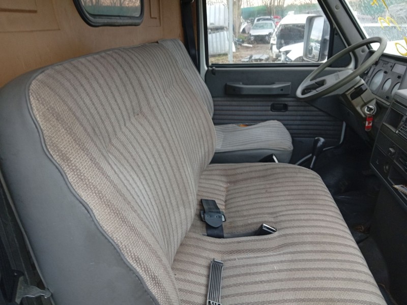 iveco daily ii caja/chasis del año 1990