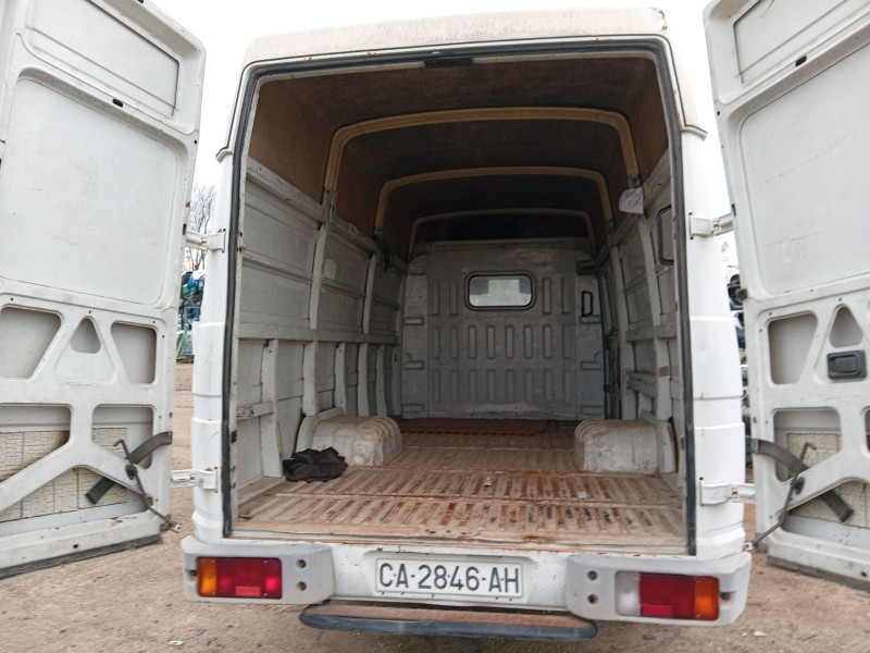 iveco daily ii caja/chasis del año 1990