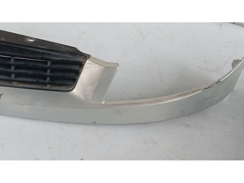Recambio de moldura para renault kangoo (kc0/1_) 1.2 (kc0a, kc0k, kc0f, kc01) referencia OEM IAM   