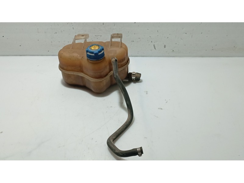 Recambio de deposito expansion para fiat linea (323_, 110_) 1.4 referencia OEM IAM 0000051807064  
