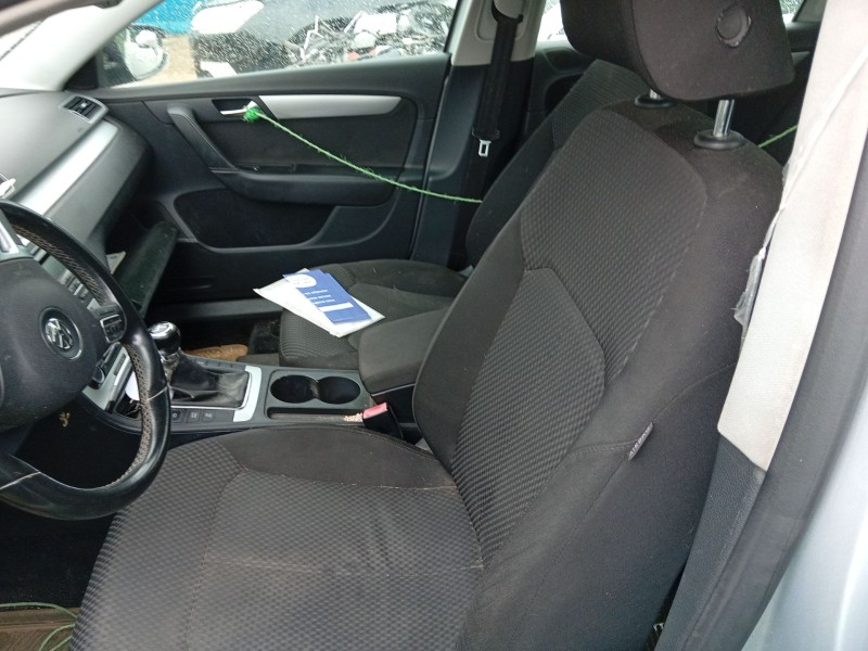 volkswagen passat b7 (362) del año 2011