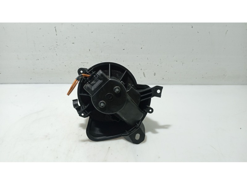 Recambio de ventilador calefaccion para fiat linea (323_, 110_) 1.4 referencia OEM IAM 0000077366856  