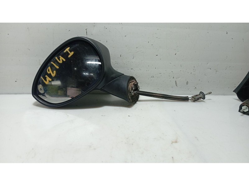 Recambio de retrovisor izquierdo para fiat linea (323_, 110_) 1.4 referencia OEM IAM   
