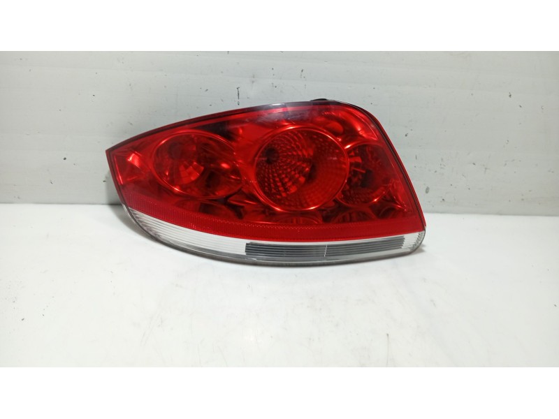 Recambio de piloto trasero izquierdo para fiat linea (323_, 110_) 1.4 referencia OEM IAM 0000051869226  