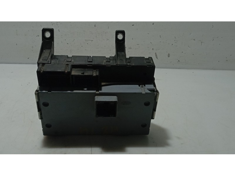 Recambio de caja fusibles delantera para fiat linea (323_, 110_) 1.4 referencia OEM IAM   