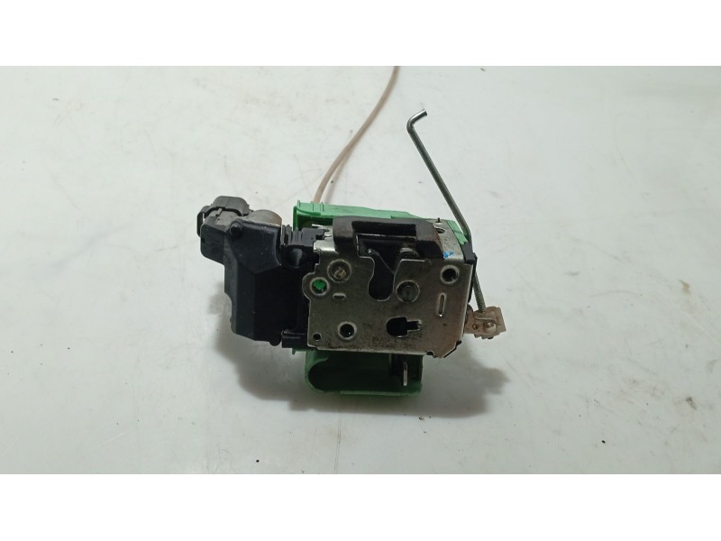 Recambio de cerradura puerta delantera derecha para fiat linea (323_, 110_) 1.4 referencia OEM IAM 0000051910173 / 0000059116619