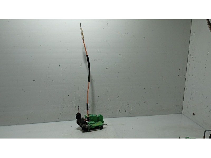Recambio de cerradura puerta trasera izquierda para fiat linea (323_, 110_) 1.4 referencia OEM IAM 0000051968081  