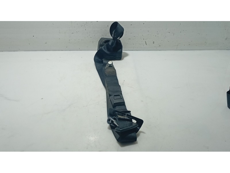 Recambio de cinturon seguridad trasero central para fiat linea (323_, 110_) 1.4 referencia OEM IAM 0000100171921  