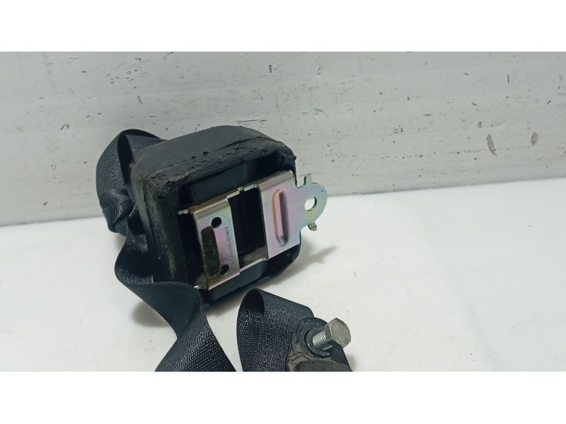 Recambio de cinturon seguridad trasero central para fiat linea (323_, 110_) 1.4 referencia OEM IAM 0000100171921  