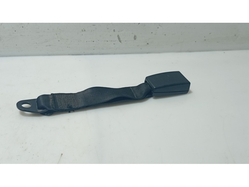 Recambio de anclaje cinturon trasero derecho para fiat linea (323_, 110_) 1.4 referencia OEM IAM   
