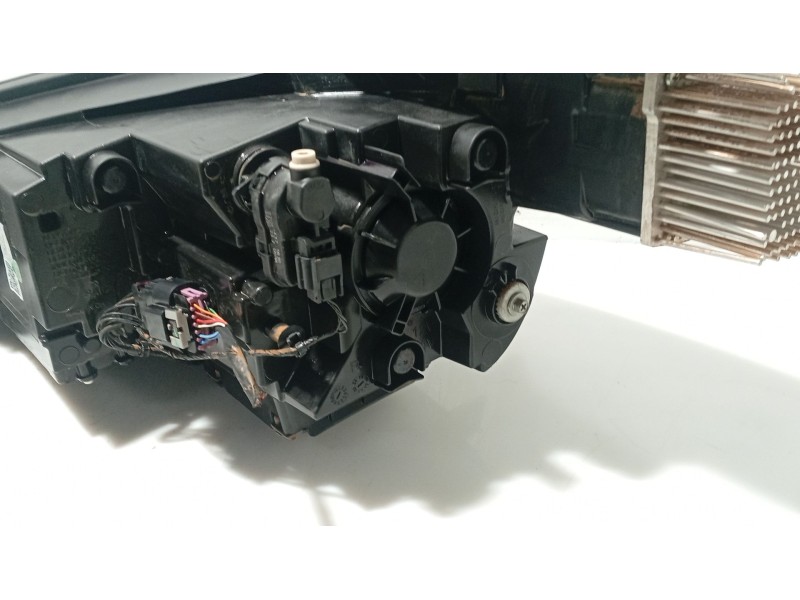 Recambio de faro derecho para mg zs suv (azs1) 1.5 vti referencia OEM IAM 10228980  