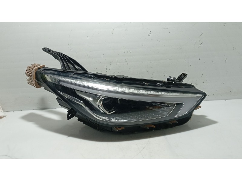 Recambio de faro derecho para mg zs suv (azs1) 1.5 vti referencia OEM IAM 10228980  