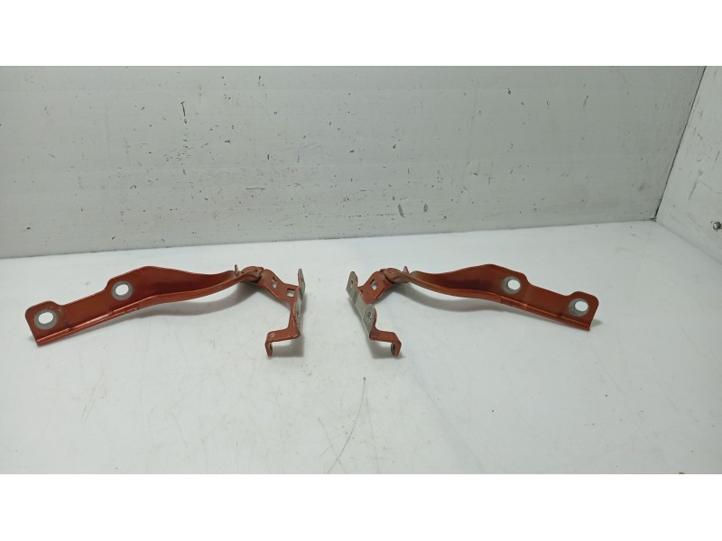 Recambio de bisagra capot para mg zs suv (azs1) 1.5 vti referencia OEM IAM 10457979SEPP  