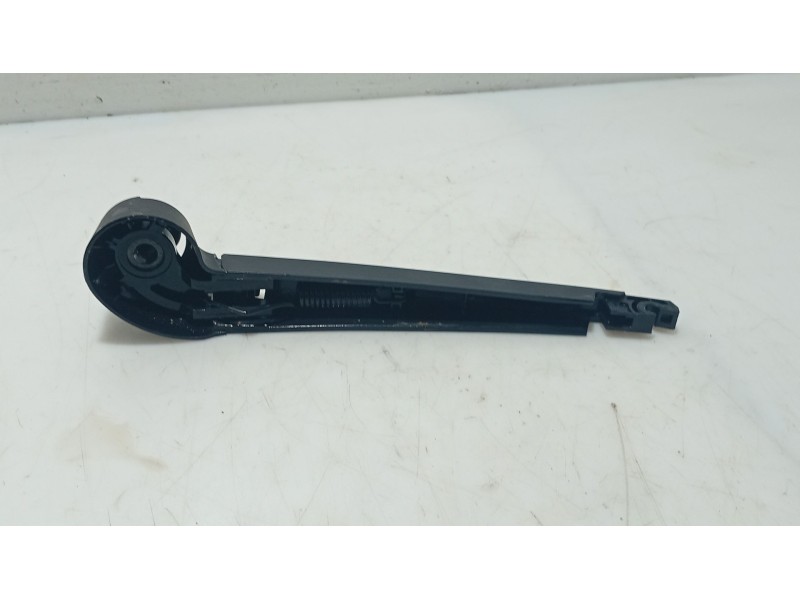 Recambio de brazo limpia trasero para mg zs suv (azs1) 1.5 vti referencia OEM IAM 10568621  