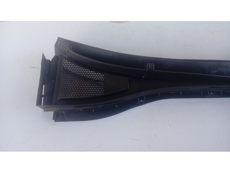 Recambio de moldura para mg zs suv (azs1) 1.5 vti referencia OEM IAM   