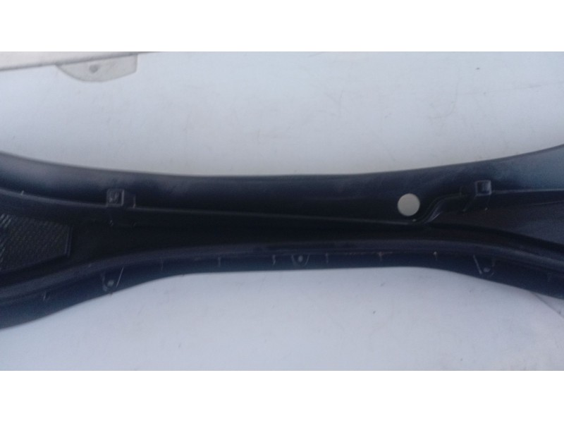 Recambio de moldura para mg zs suv (azs1) 1.5 vti referencia OEM IAM   