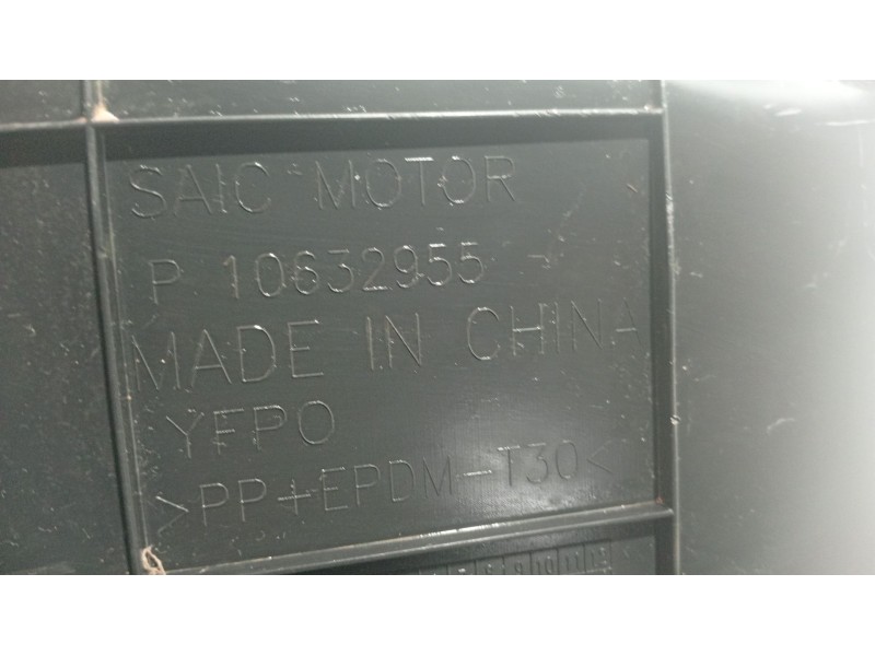 Recambio de moldura para mg zs suv (azs1) 1.5 vti referencia OEM IAM   