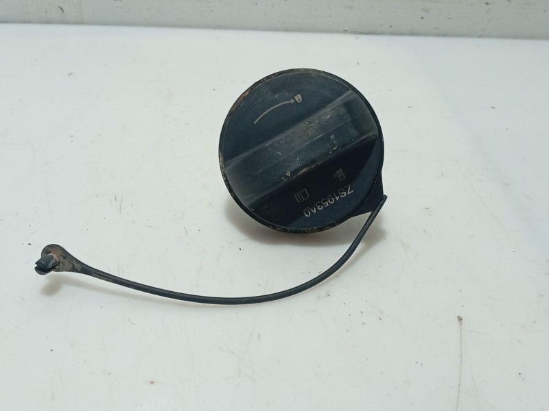 Recambio de tapon combustible para mg zs suv (azs1) 1.5 vti referencia OEM IAM 10019026  