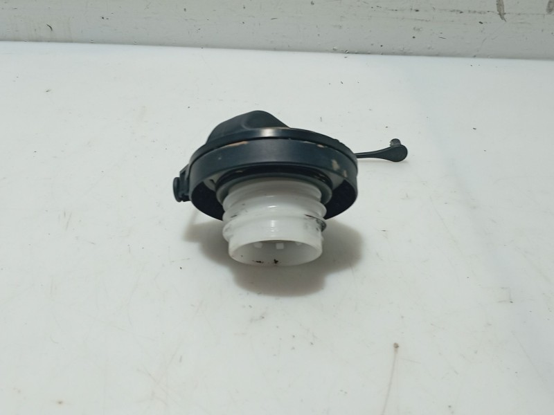 Recambio de tapon combustible para mg zs suv (azs1) 1.5 vti referencia OEM IAM 10019026  